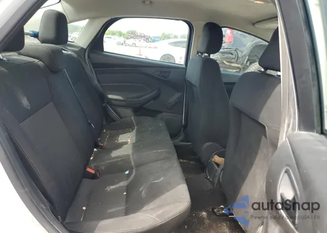 2018 Ford Focus S z USA, uszkodzony, nr VIN 1FADP3E20JL210967